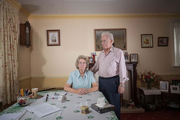 © SARAH LEE - ELIZABETH & PETER SKELTON, WORTHING. JULY 2017. skeltons8.jpg
