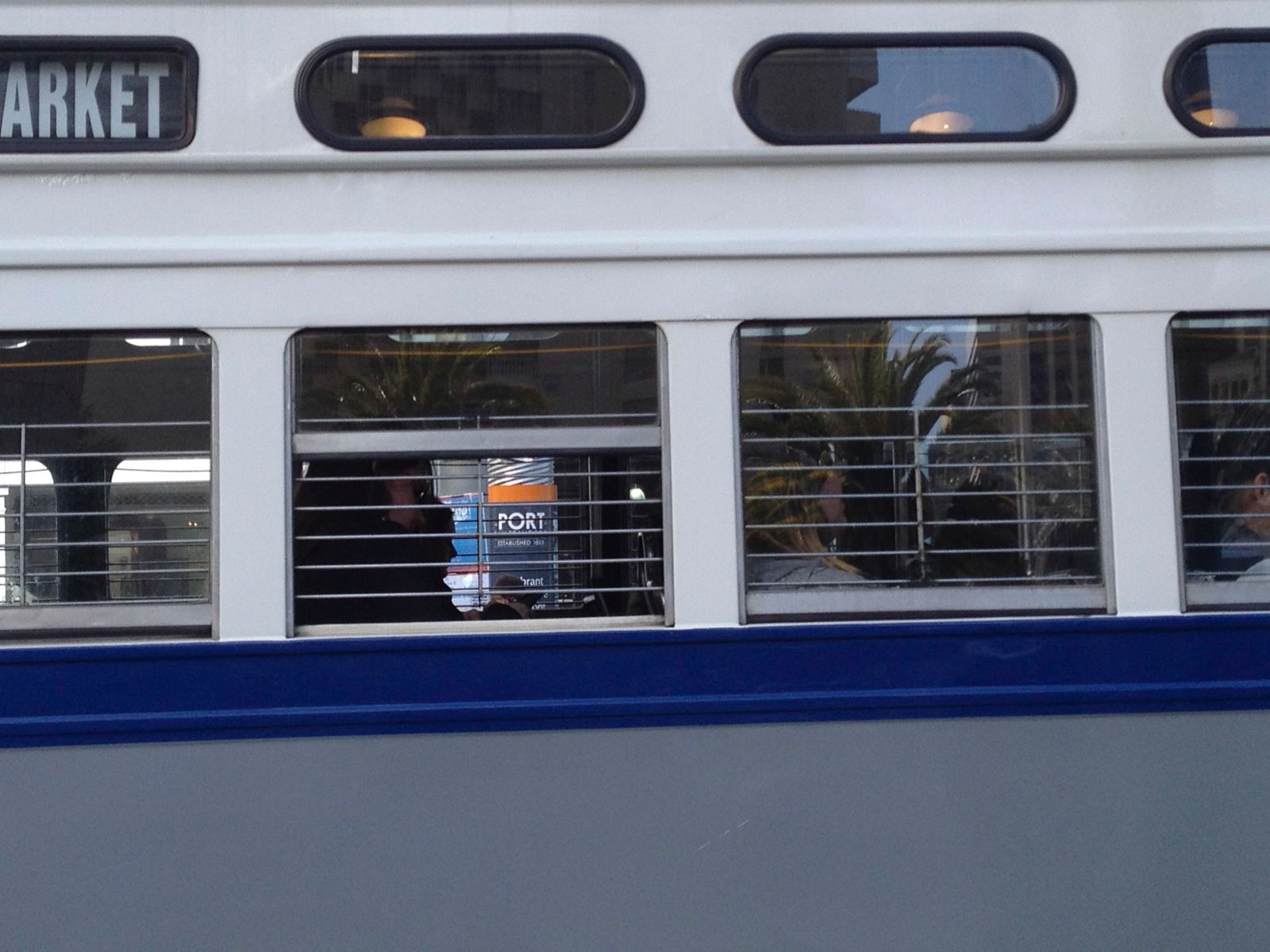 PortfolioLiveBooks (3 of 14).jpg