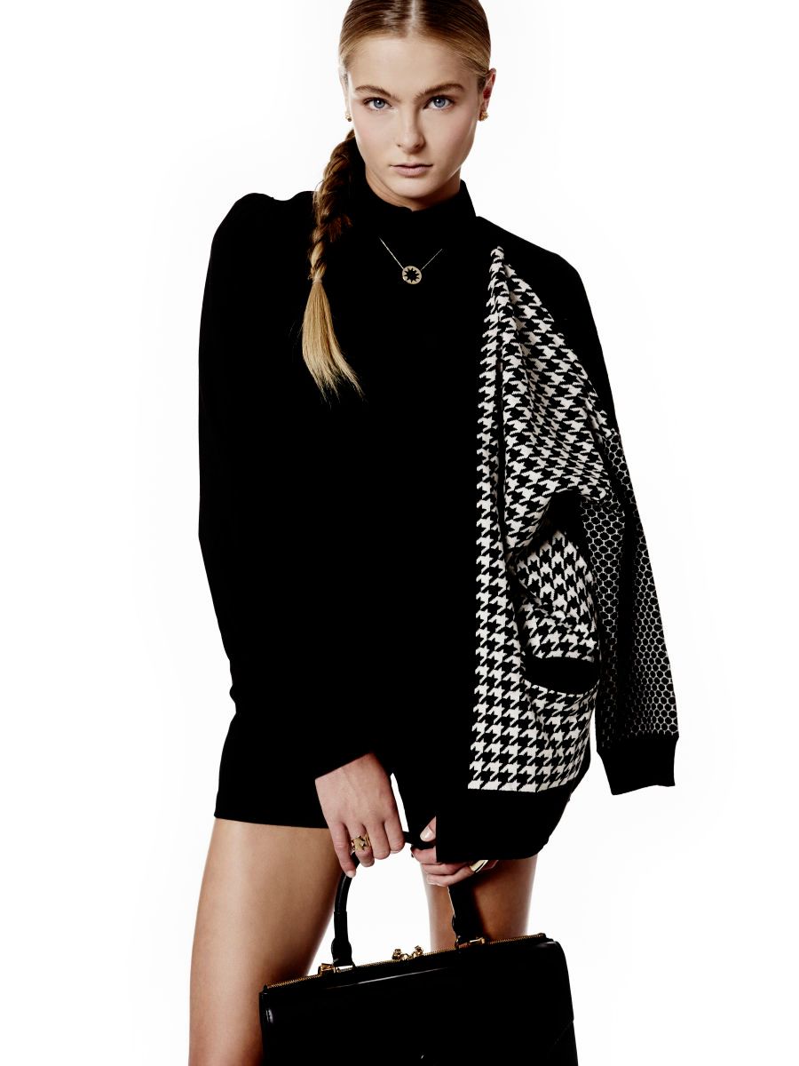 103_0230_13_08_04_nikayla