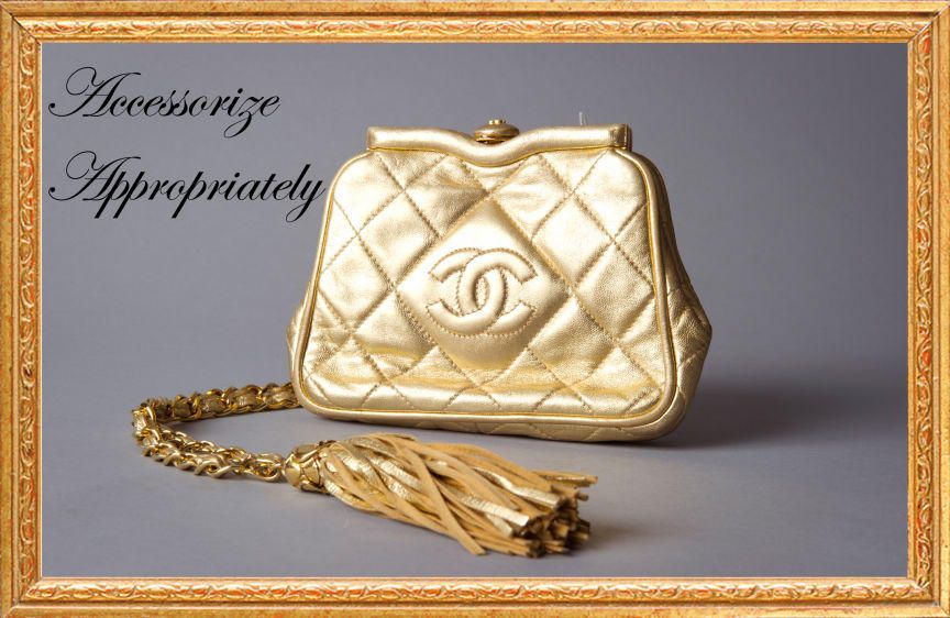 1purse_gold_frame_2t