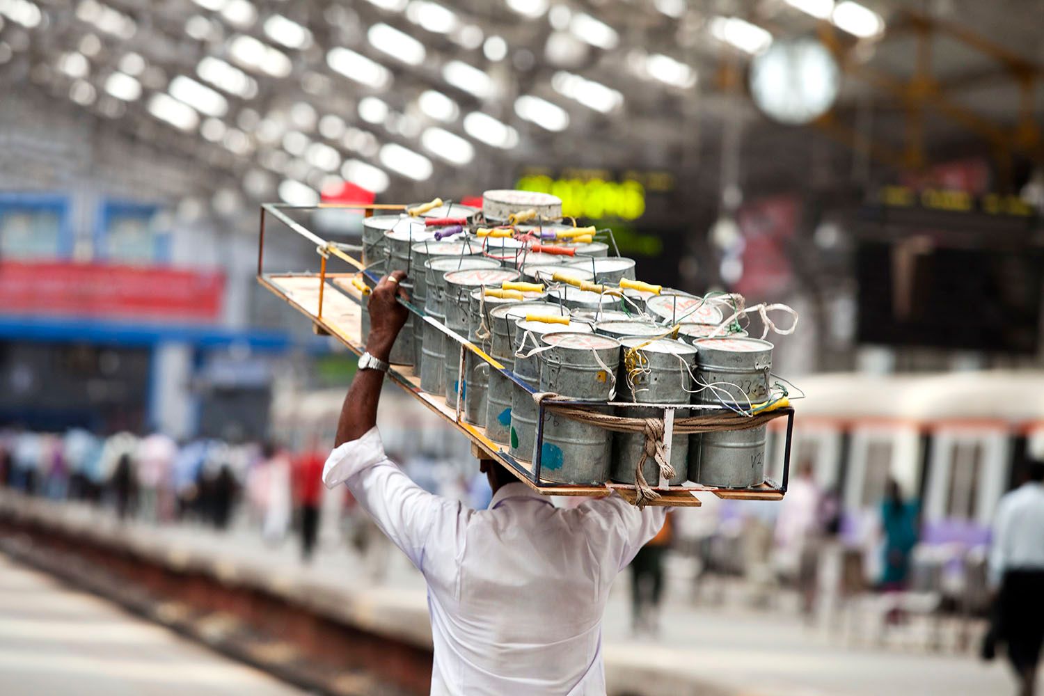 DABBAWALAS_05.jpg