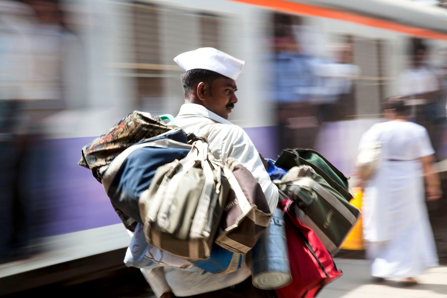 DABBAWALAS_07.jpg