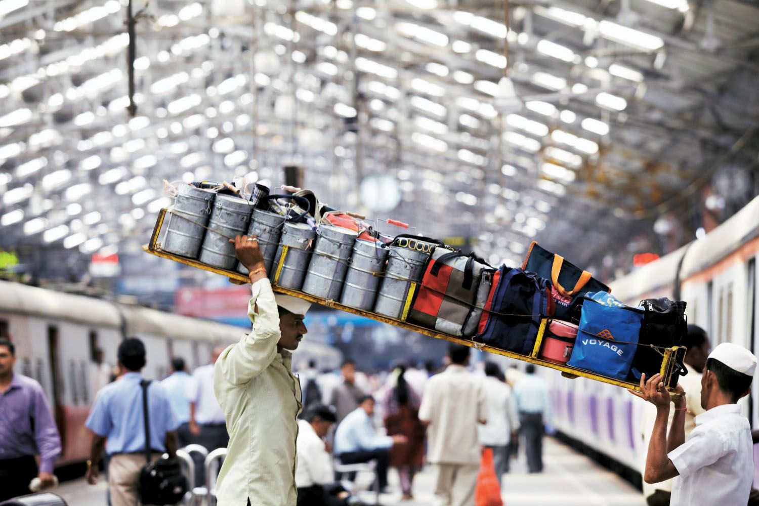 DABBAWALAS_01.jpg