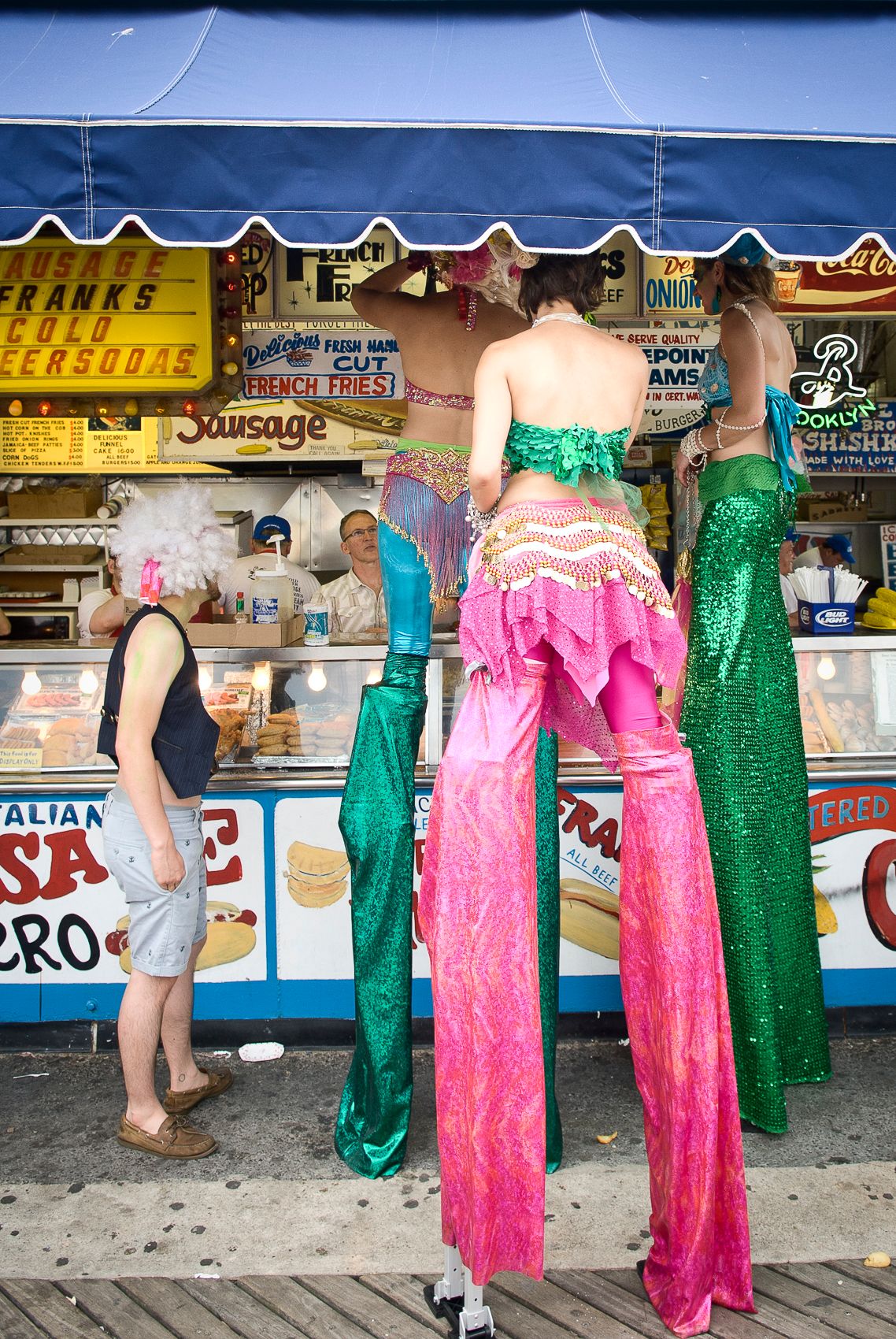 11 - MermaidParade2011-9-full.jpg