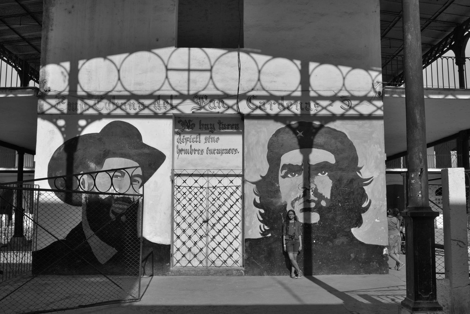 1_dsc9587bw_low_resolution