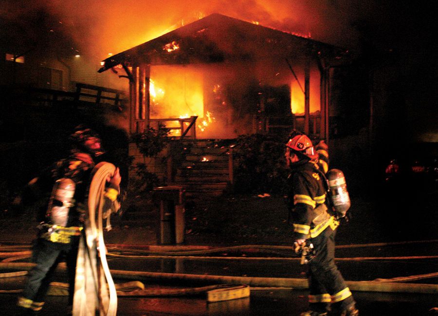 1r19i061110_m_fire_1_small