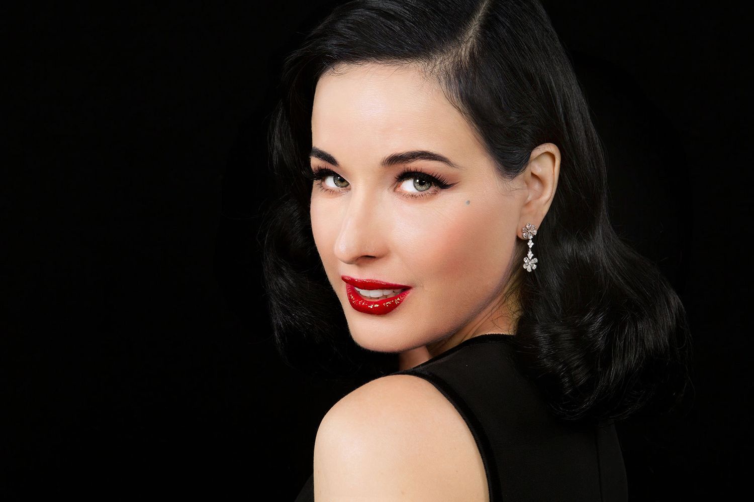 23_0_1252_1dita_website.jpg