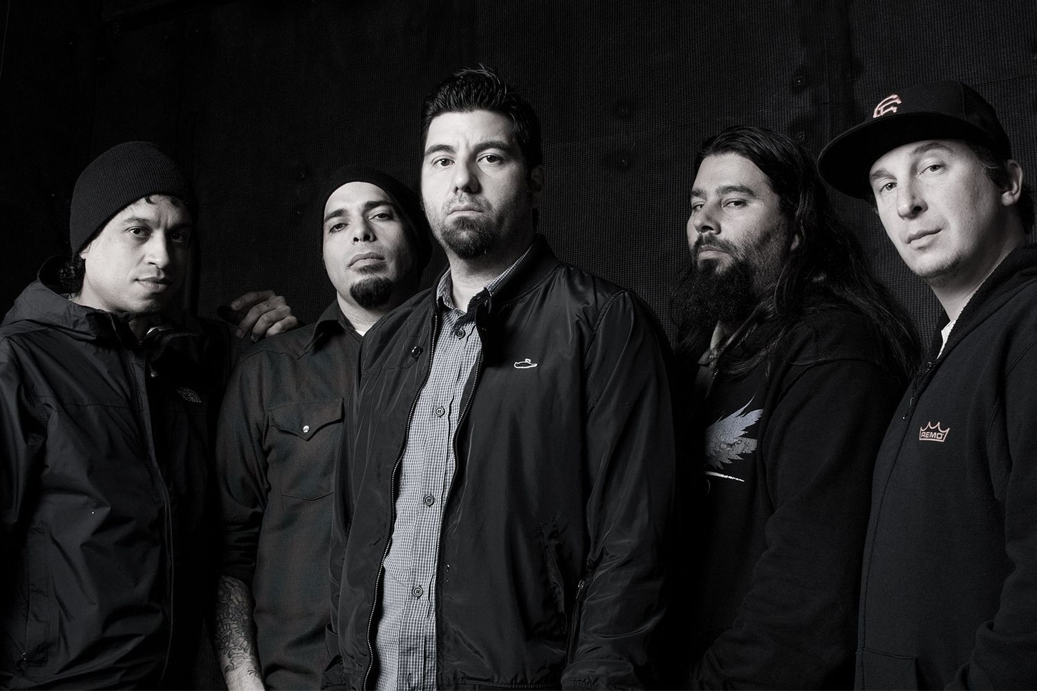 1_0_136_1r584_1deftones.jpg