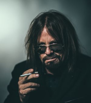 Brad Sinsel/singer-songwriter, TKO