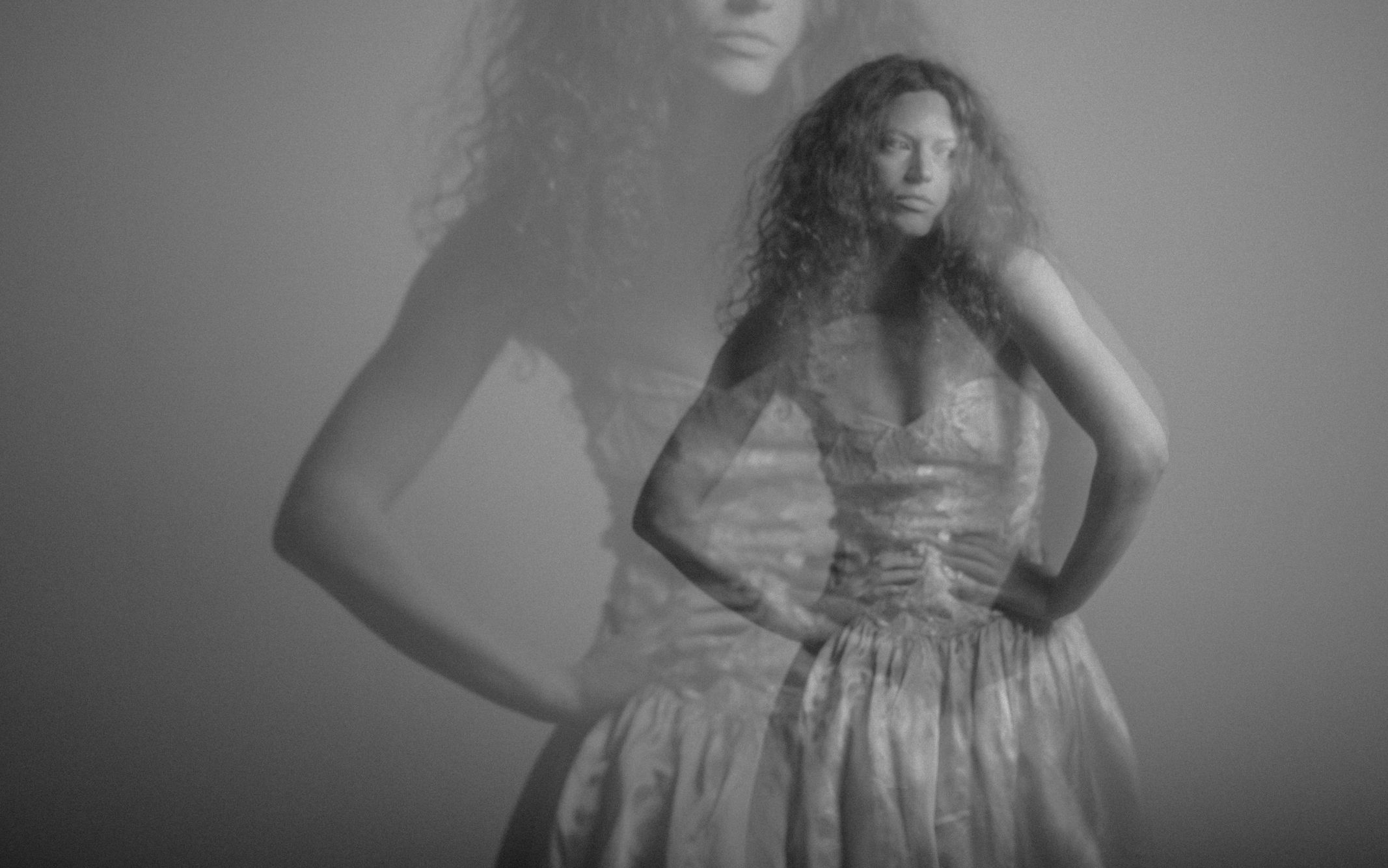 Holly Hodson/contemporary dancer, House of Verlaine