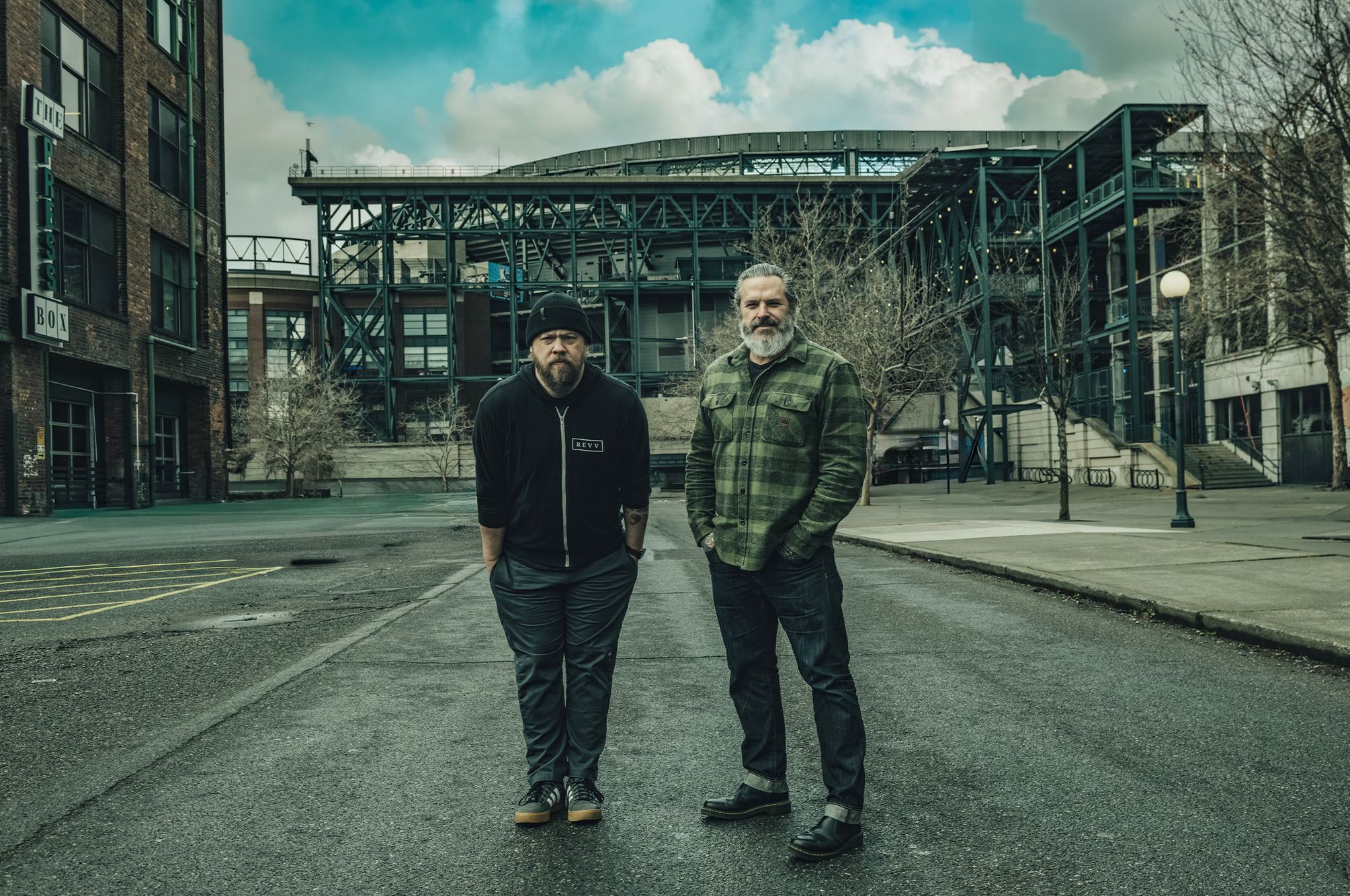 Ryan "Fluff" Bruce-Pod Cast - RiffsandBeards / Mike Squires-Guitar, Bass, Vocals, Couch Riffs, Loaded, Alien Crime Syndicate, Ugly Kid Joe.