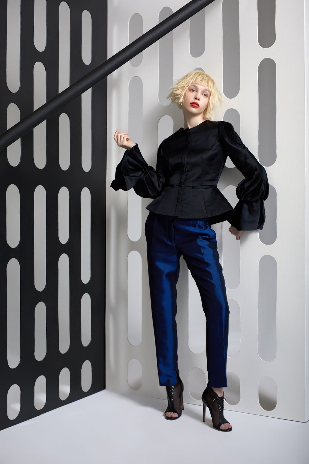 FUTURE FANTASTIC1101 1.jpg