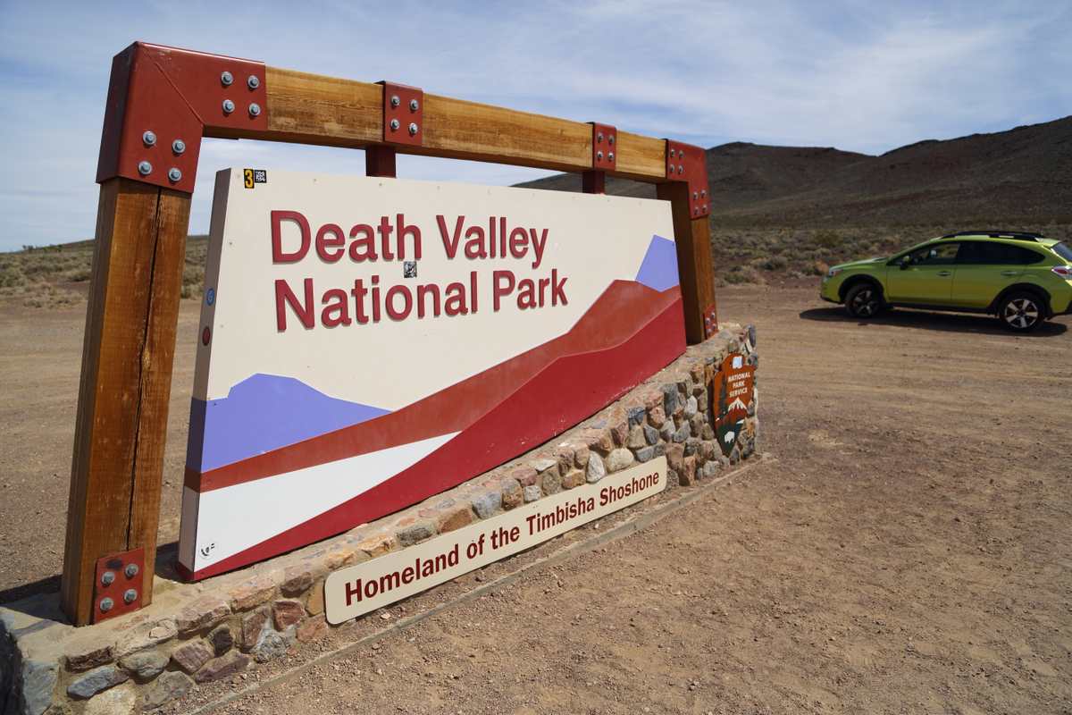 At last, I'm in Death Valley Entering in Death Valley