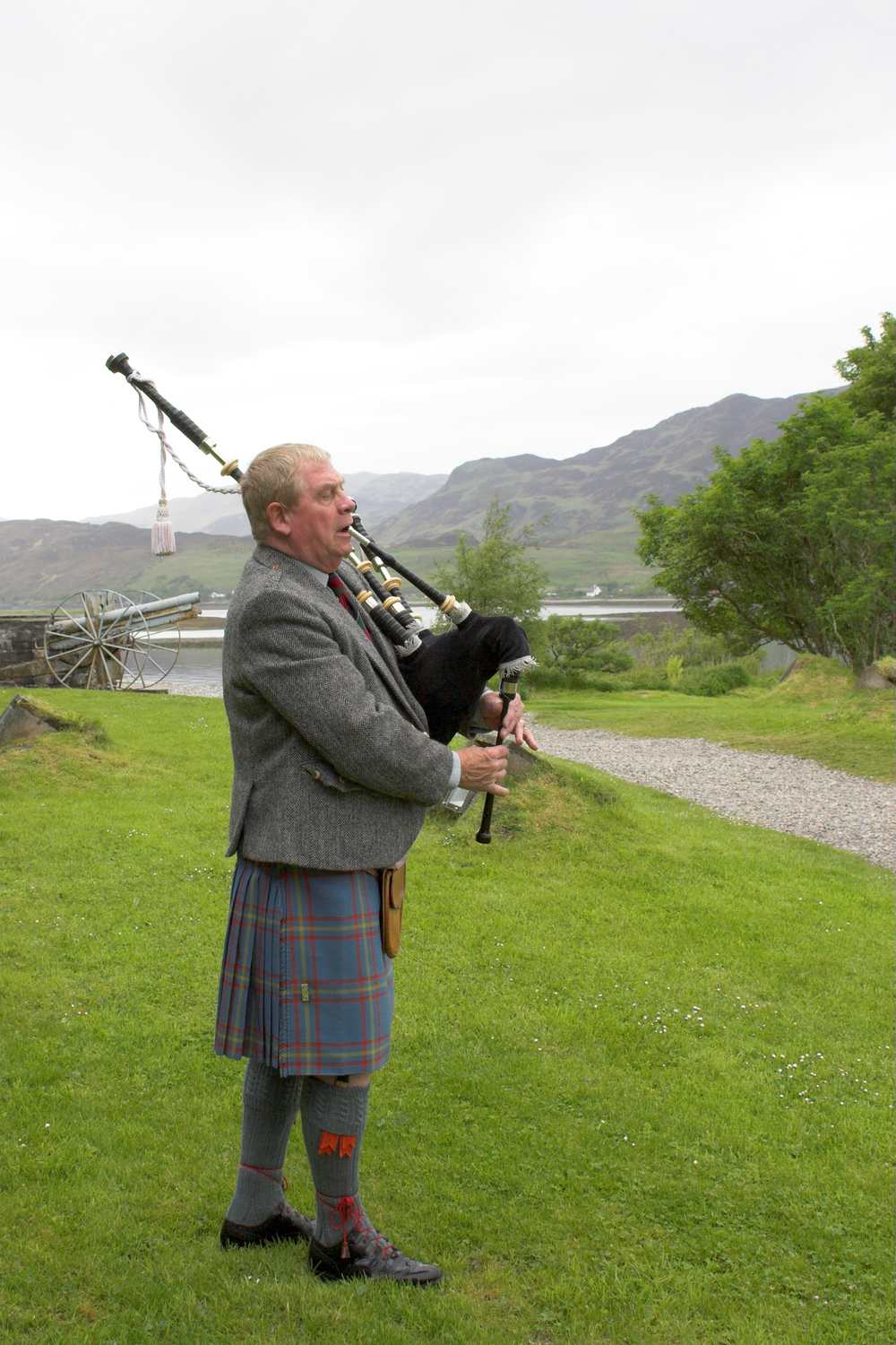 Laing Wedding 22-07-2004 03-15-42 1800x2700.jpg