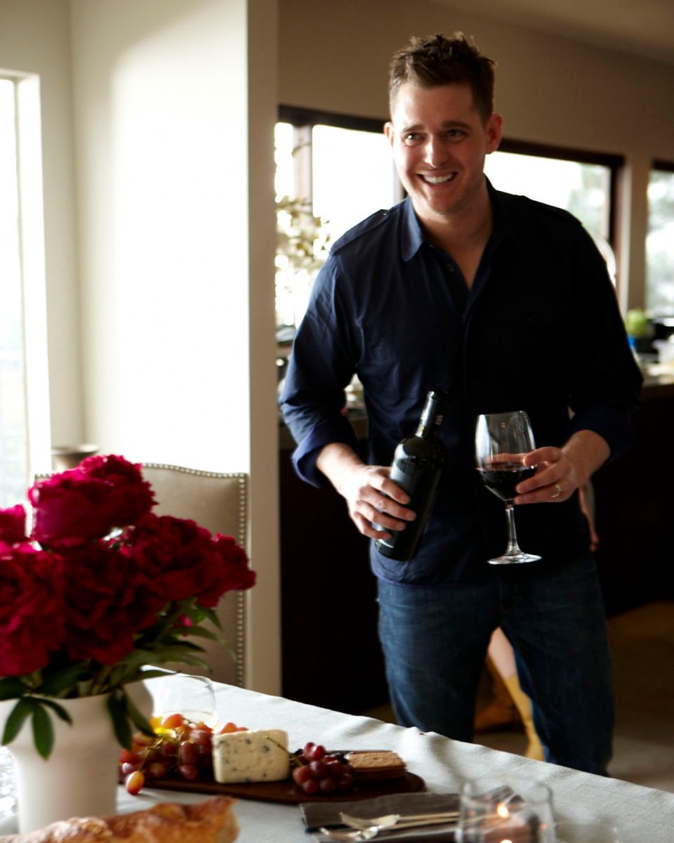 104_people_buble_kitchen_mingle_042.jpg
