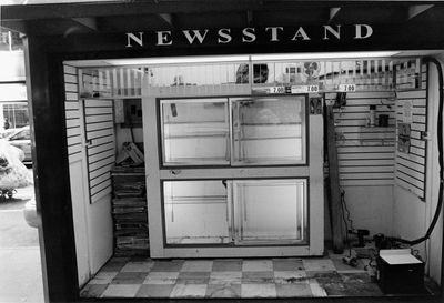 news-stand-L8.jpg