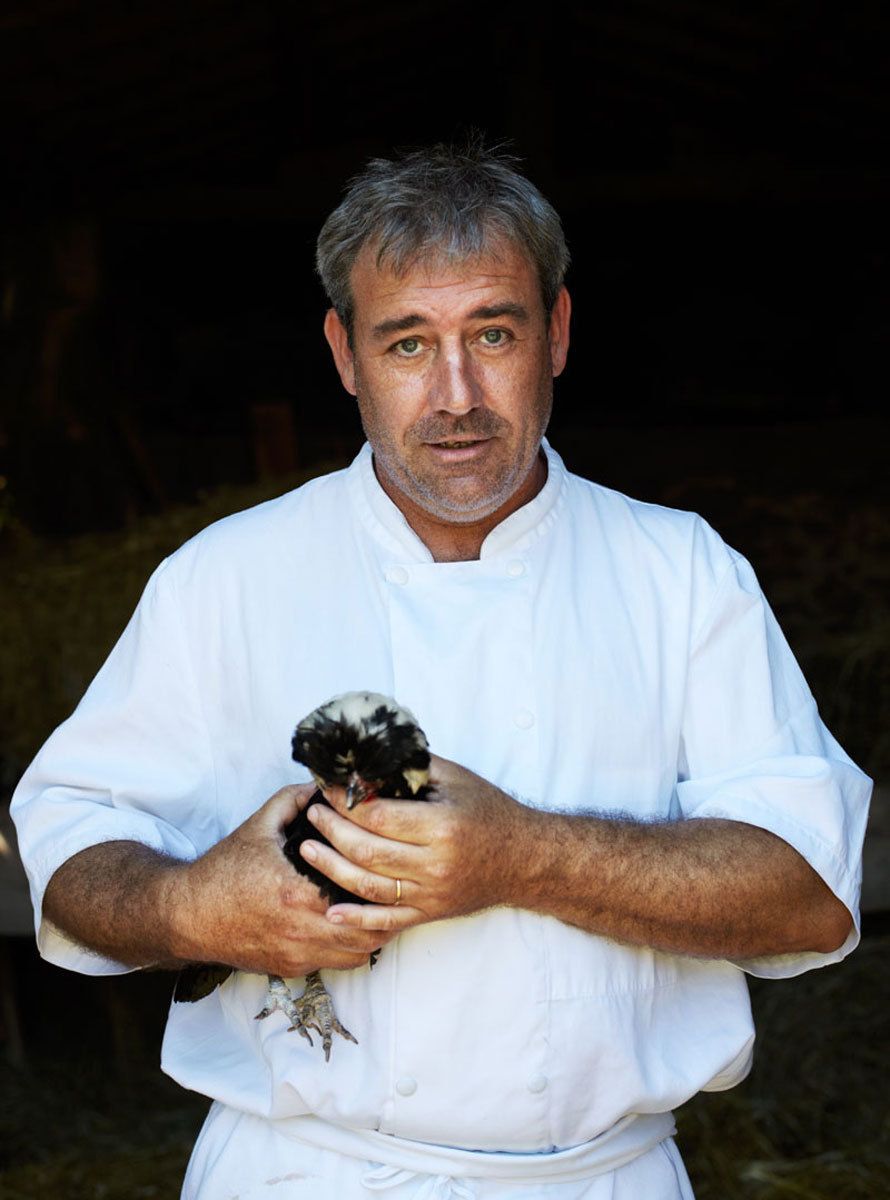 1france_restaurant_chicken_chef.jpg