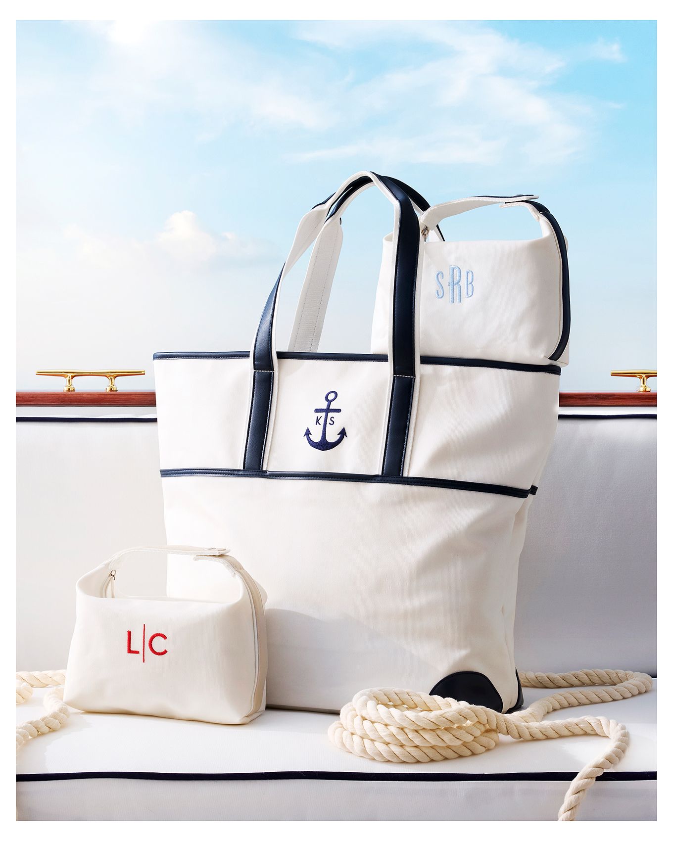 Coated_Canvas_Travel_Tote_Pouch_Fog_Navy_7971022_2655628_8084186_9493265_SUM25.jpg