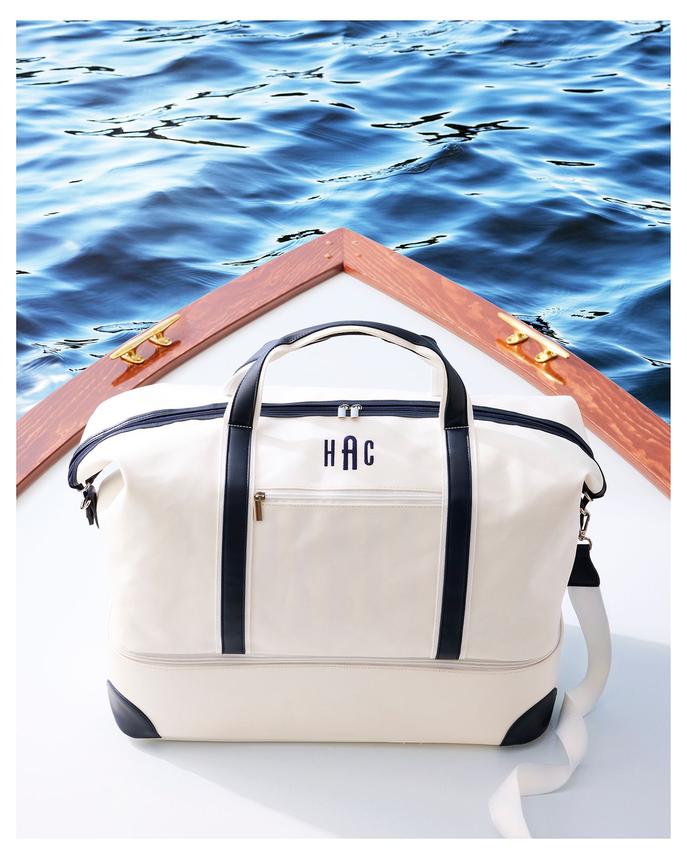Coated_Canvas_Weekender_Navy_Fog_8696342_6257085_SUM25.jpg