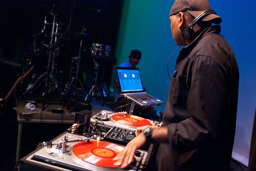 1AlamoTheater082010_5561