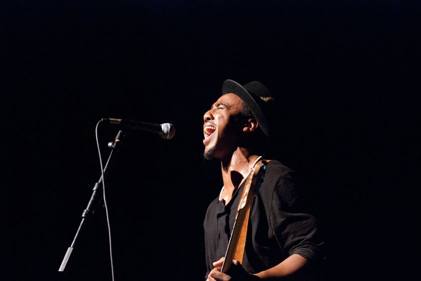 1AlamoTheater082010_5802