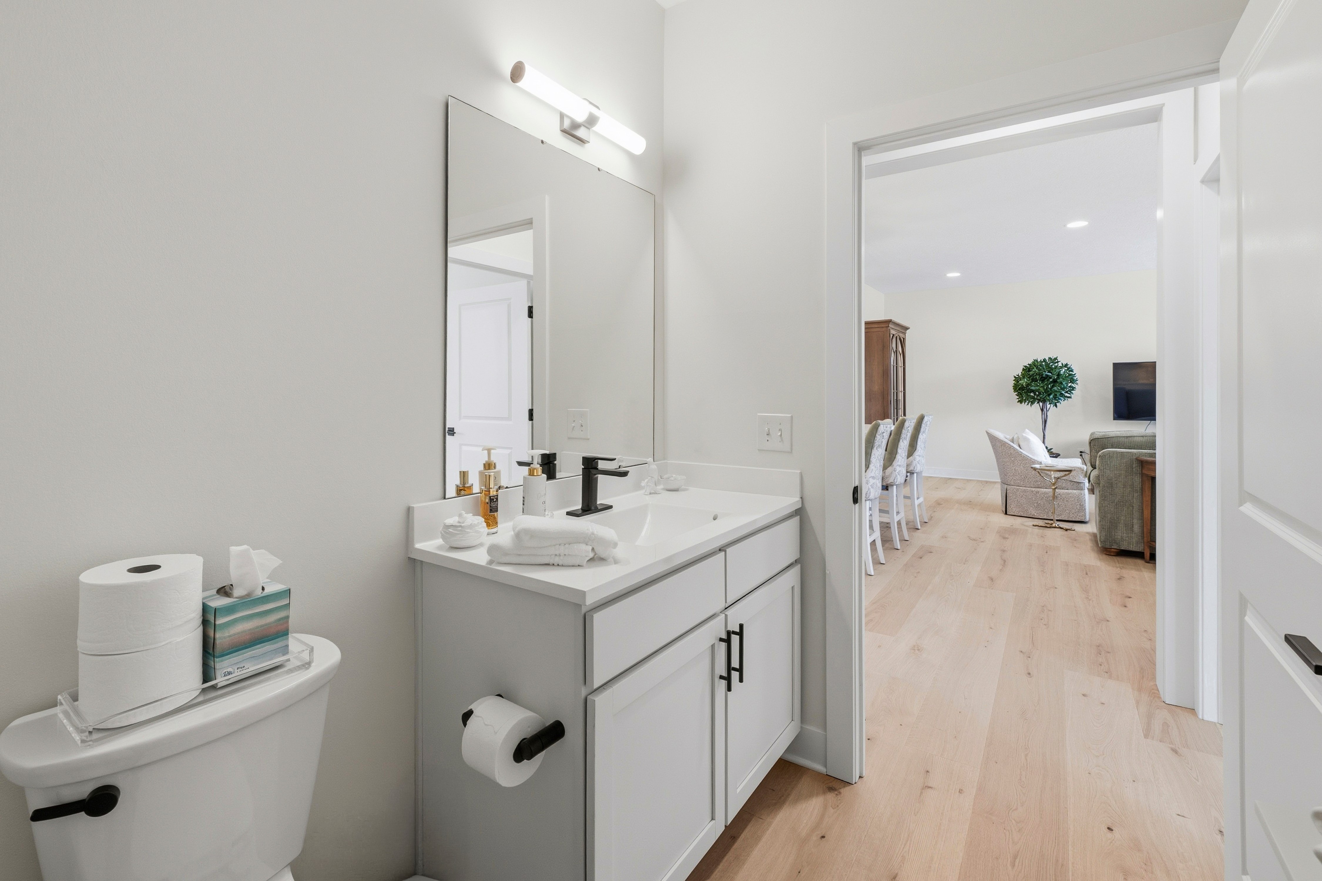 Bathroom photography - Columbus, Ohio home listing