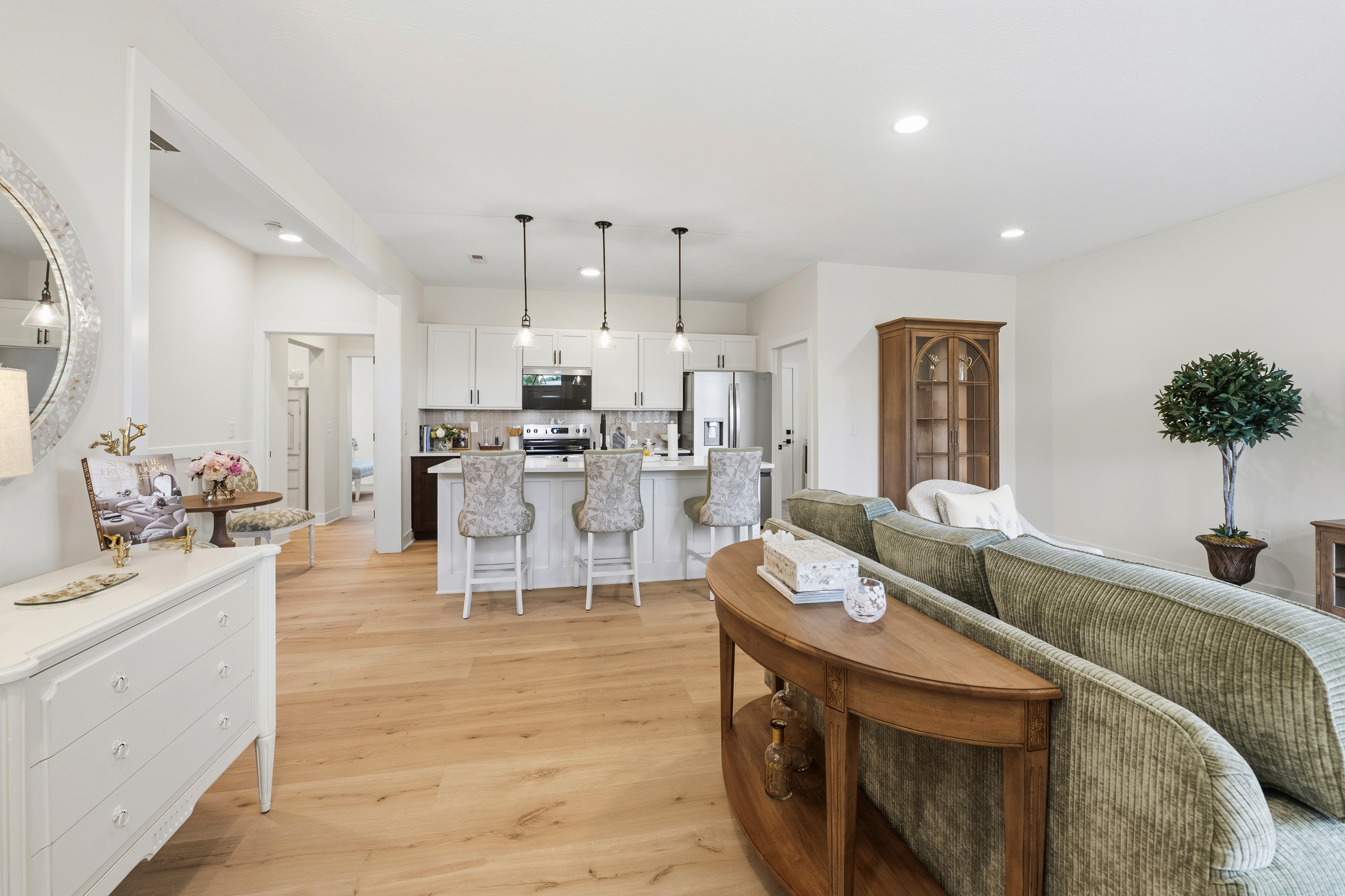 Living room photography - Columbus, Ohio home listing