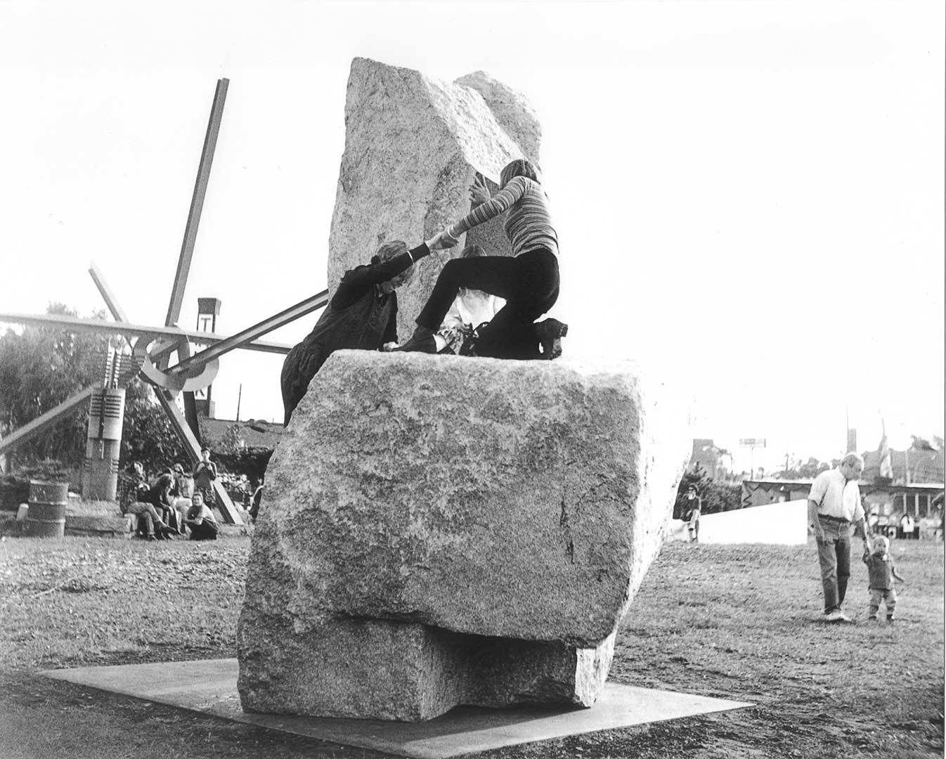 1interdependent_socartes