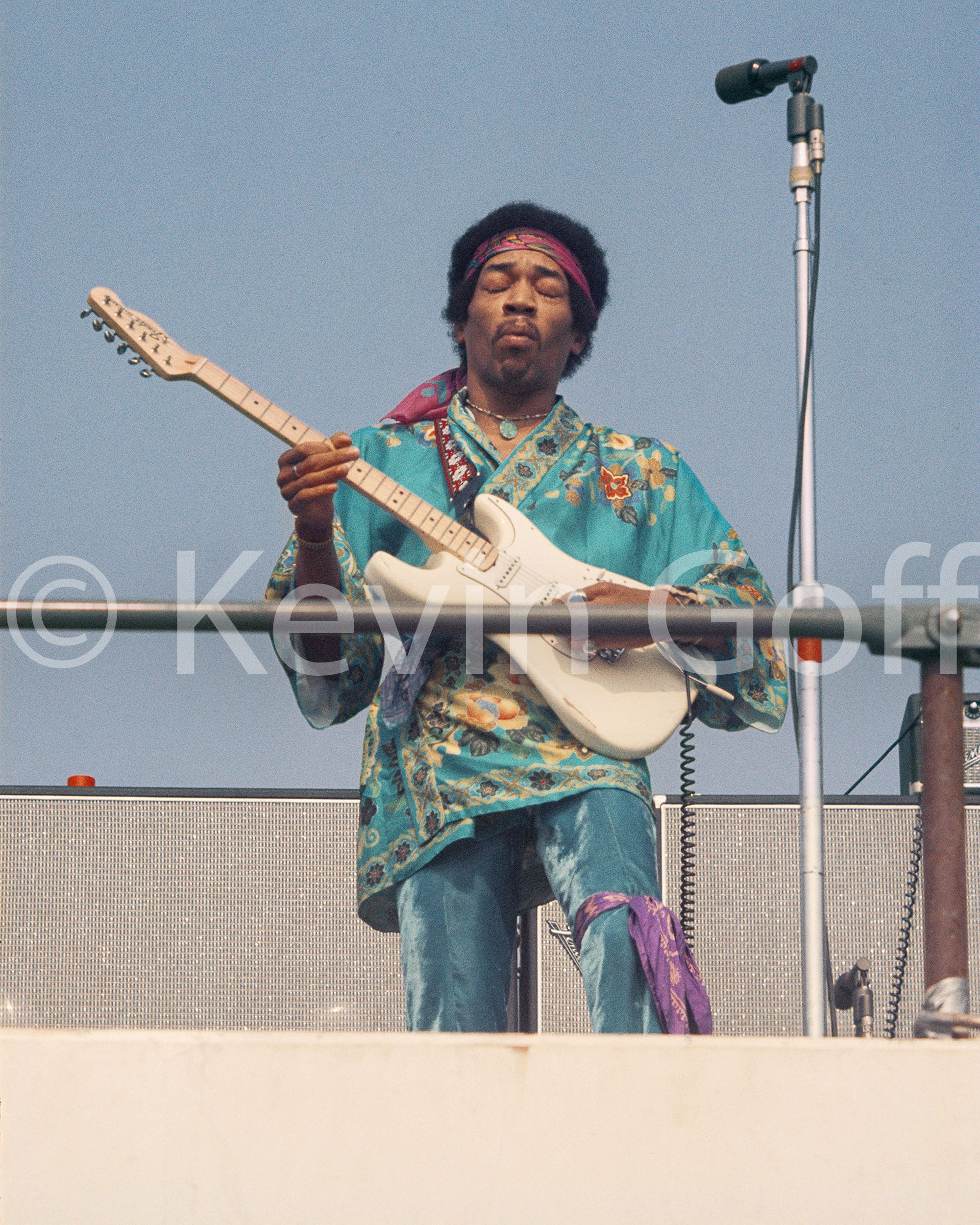 Hendrix-2.jpg