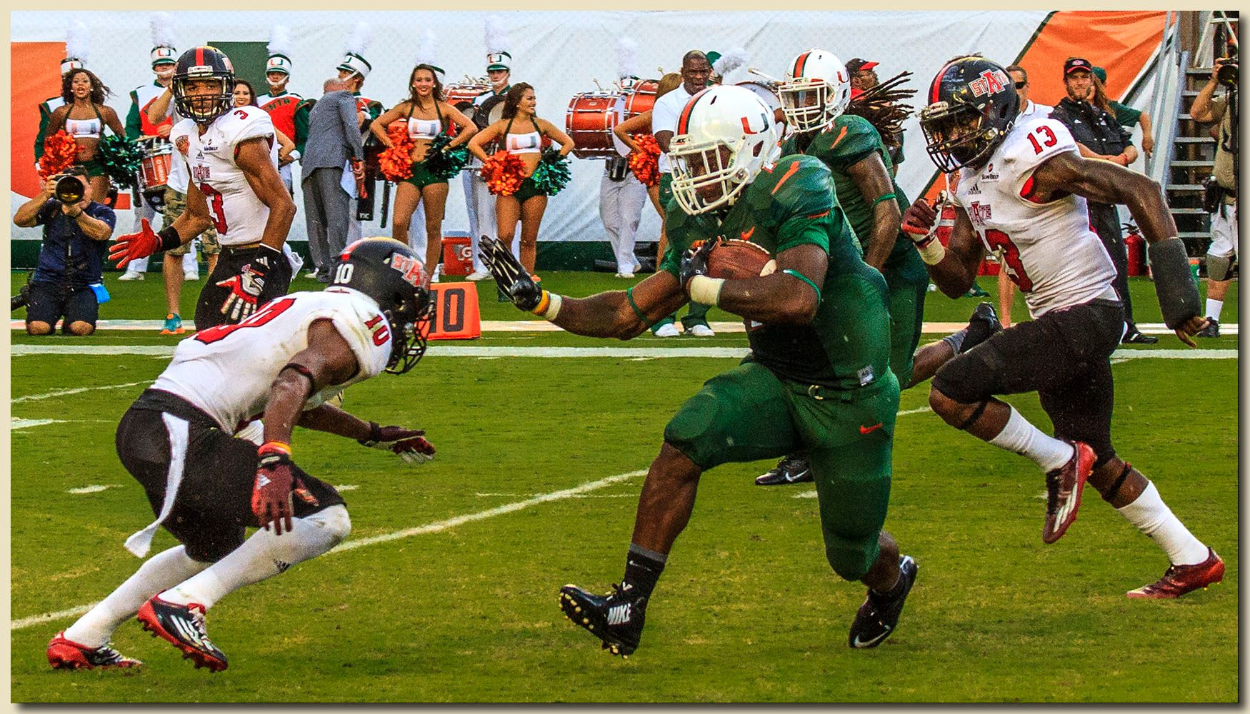 Miami Hurricanes vs Arkansas State Red Wolves at Sun Life Stadium  09-13-2014 Gus Edwards (7) Ball Carrier