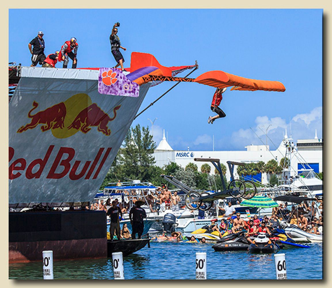 2013 National Red Bull Flugtag Miami, Miami, Florida Team 7 - OT Presents Hammer Time