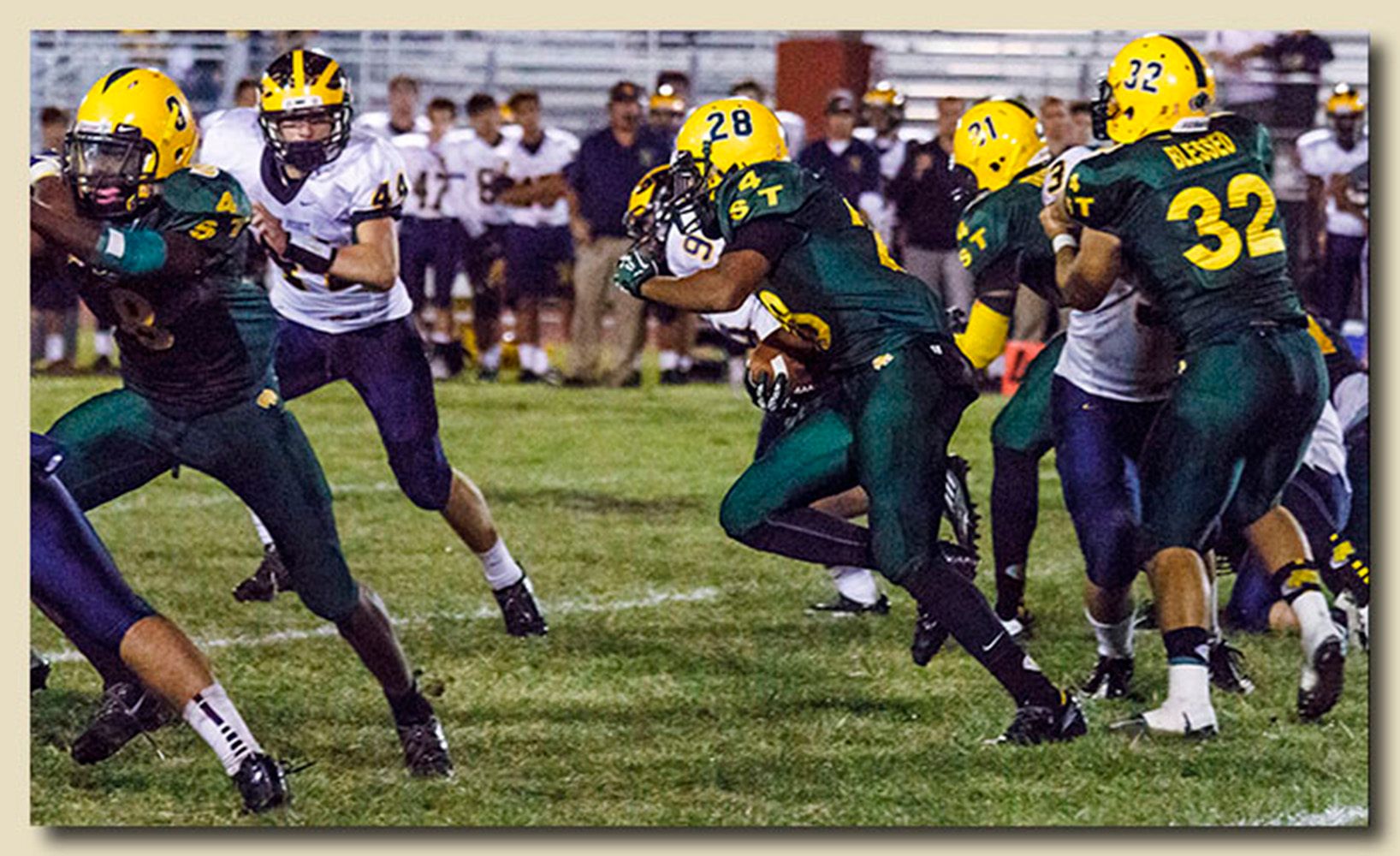 Jordan Herrera (28) Ball Carrier