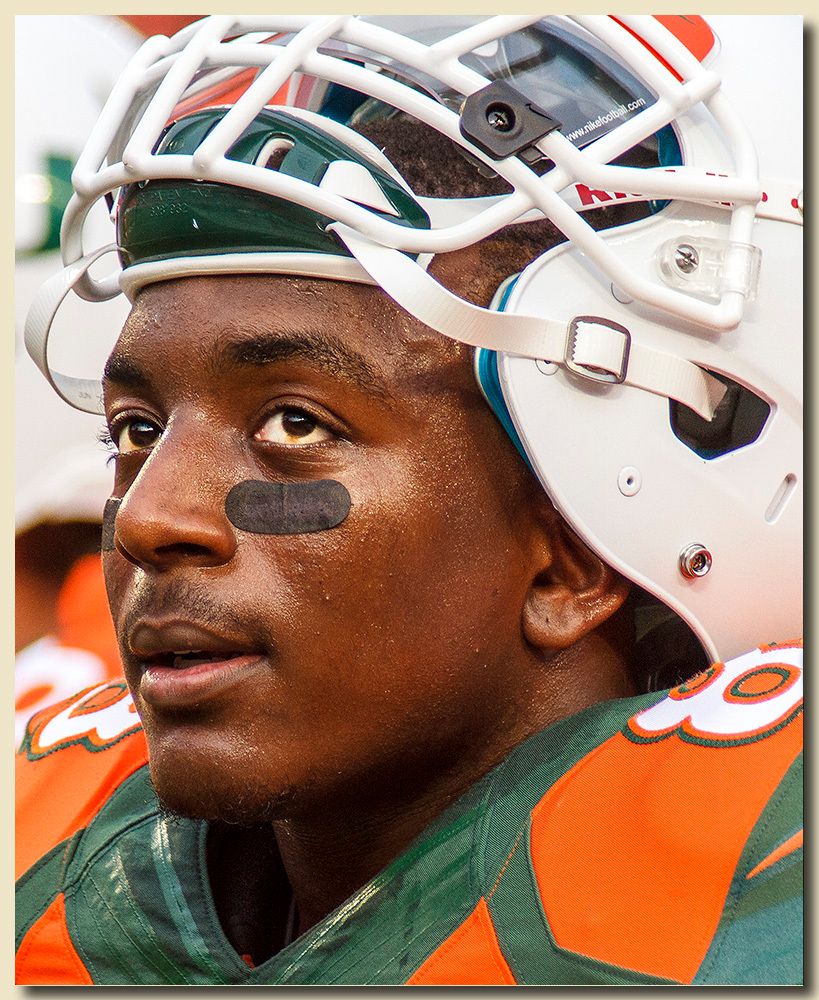 Miami Hurricanes vs Florida A&M Rattlers at Sun Life Stadium  09-06-2014 Duke Johnson (8)