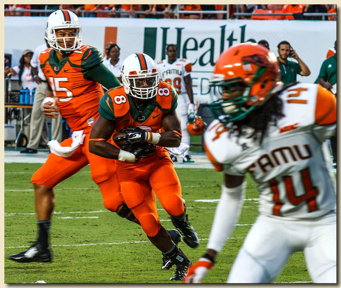 Miami Hurricanes vs Florida A&M Rattlers at Sun Life Stadium  09-06-2014 Duke Johnson (8) Ball Carrier