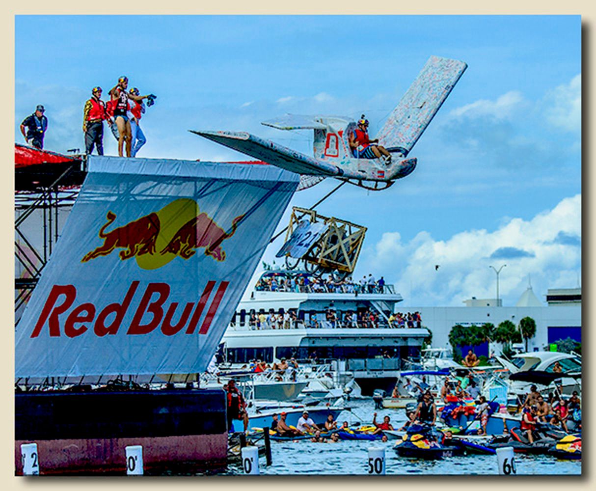2013 National Red Bull Flugtag Miami, Miami, Florida Team 21 - Team Bass Egg