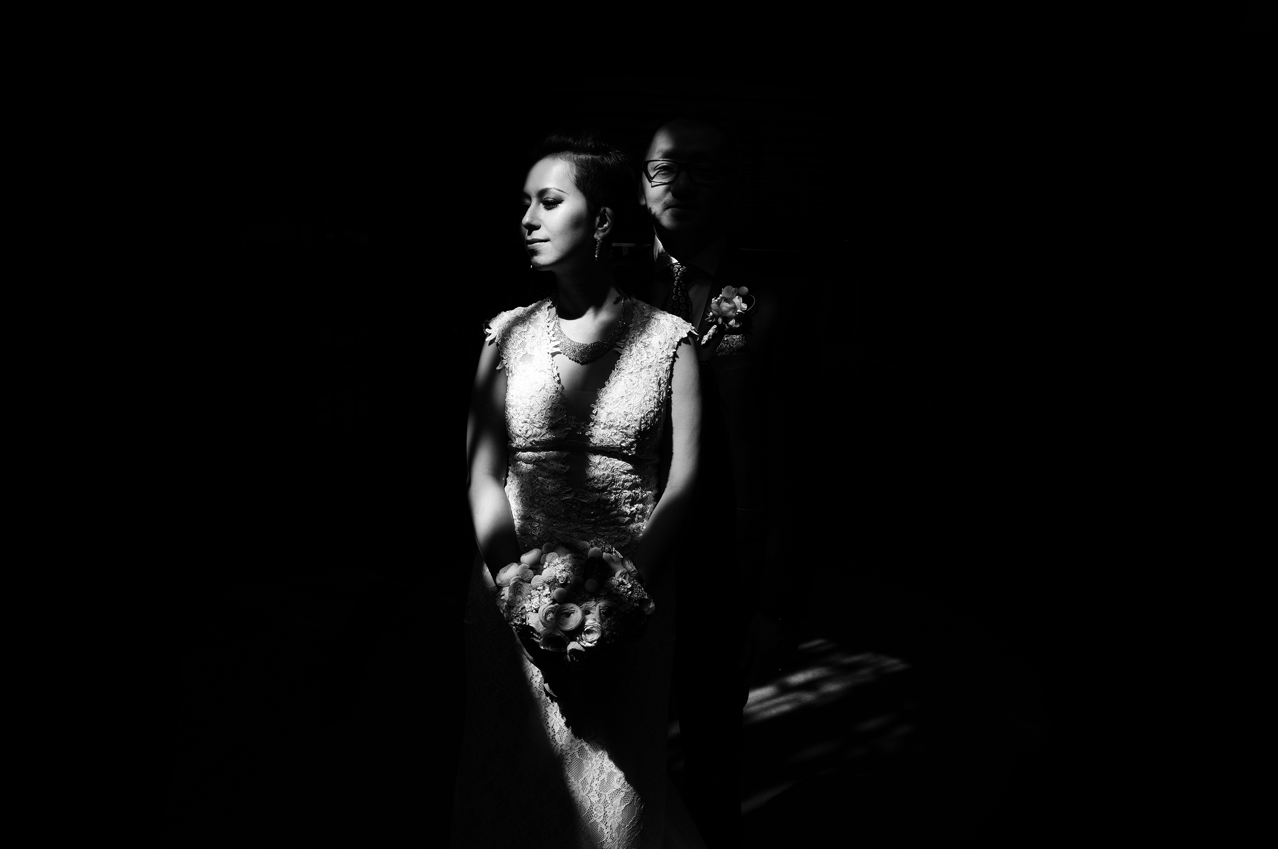 bride-groom-portrait-in-montreal