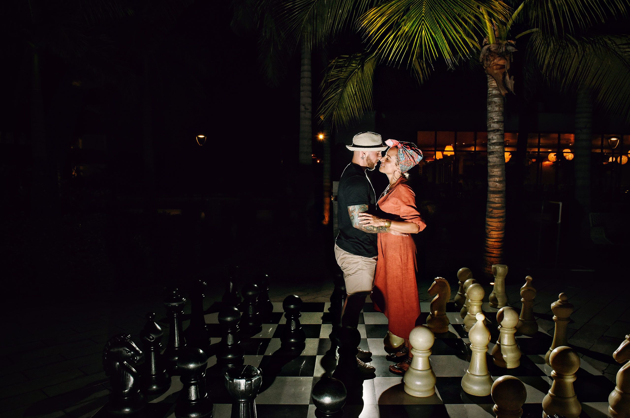 night-engagement-photography