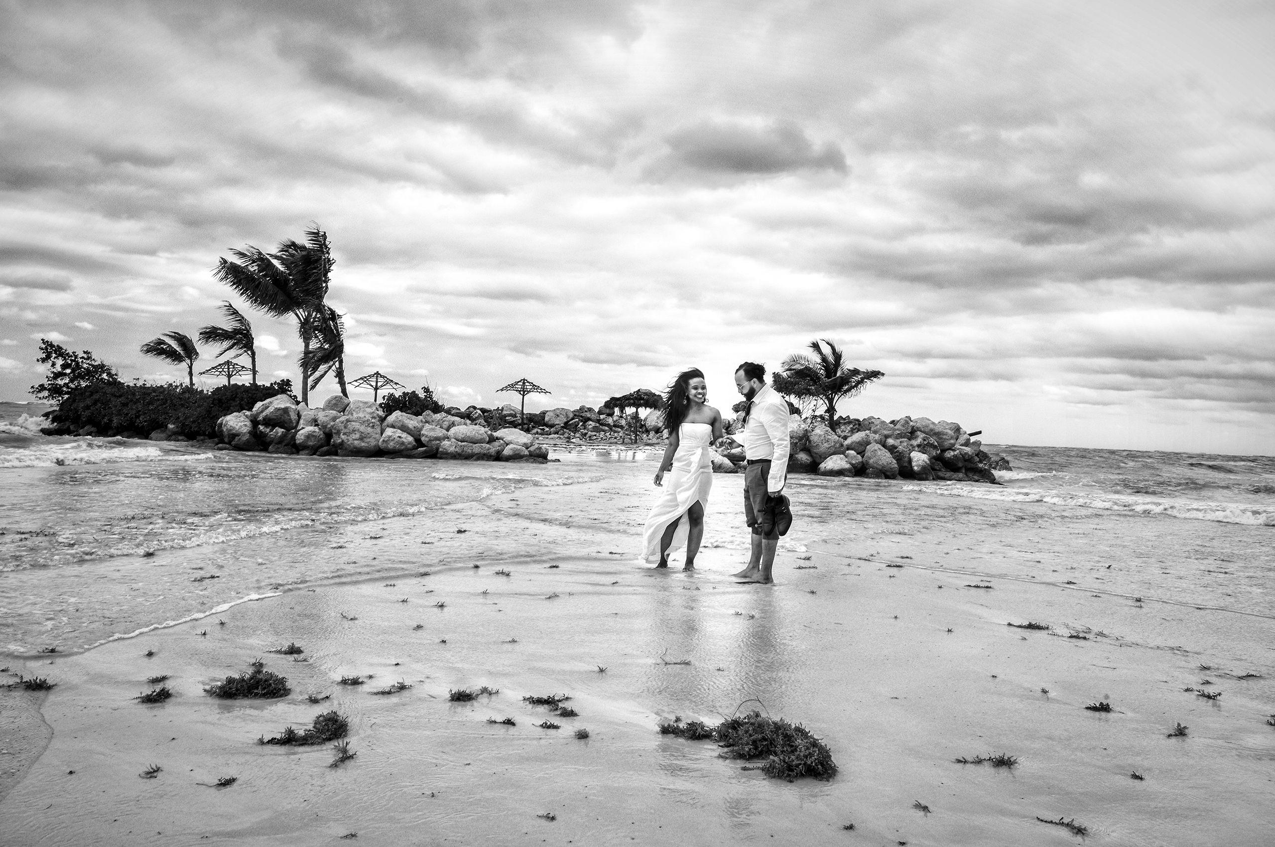 trash-the-dress-Jamaica-royalton-white-sands