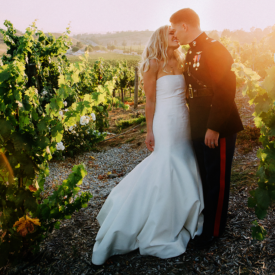 Olivia+Chris Avensole Winery - Temecula, CA _ALE9064.jpg