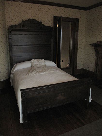 The Bottomless Stairwell  2008