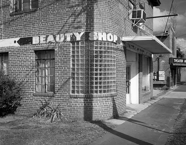 Beauty Shop   1998