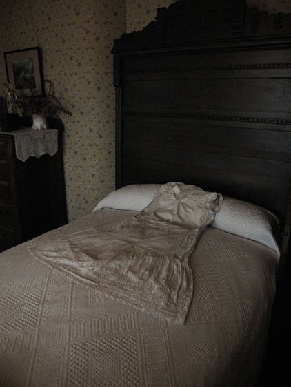 White Pillows  2008