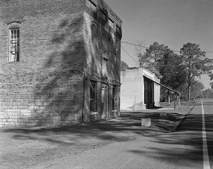 Narrow Shoulder   2002