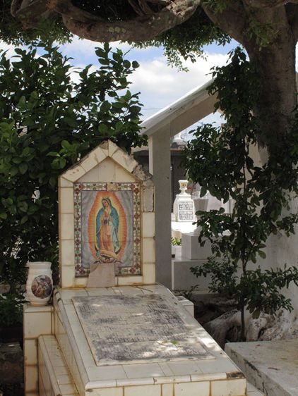 Resting Place Para La Virgina  2013