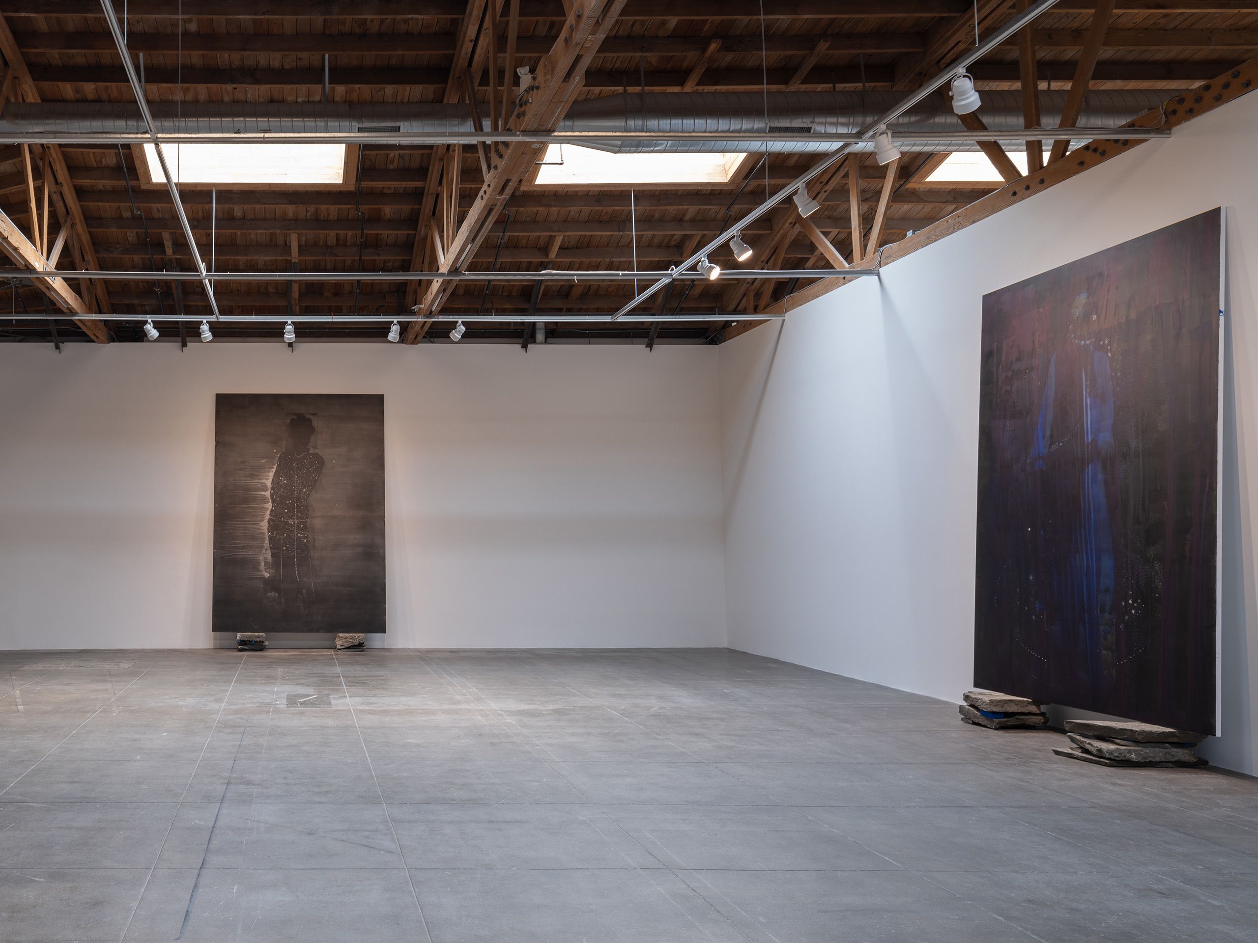 Photo credit: James Wang  "Lorna Simpson: Everrrything", Hauser & Wirth, Los Angeles 2021