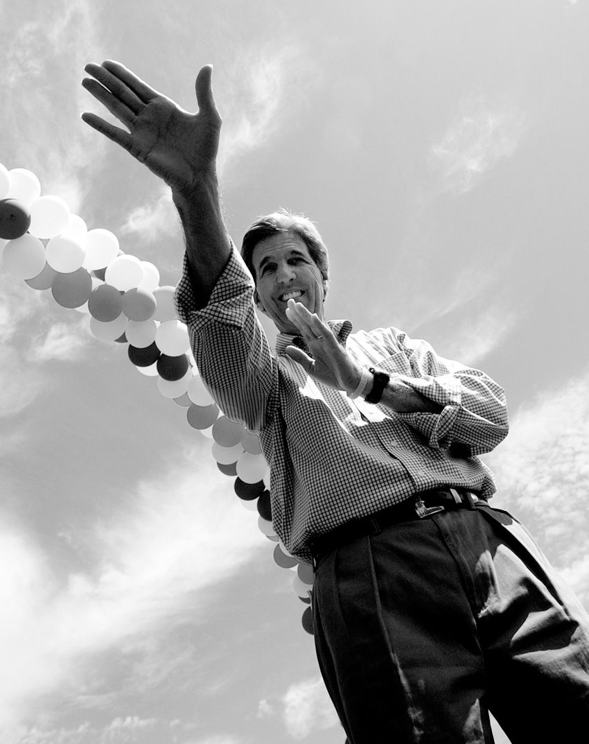 Democratic presidential candidate Sen. John Kerry, D-Mass., waves to supporters as he arrives at a campaign rally in La Junta, Colo. on Saturday, Aug. 7, 2004.  John Kerry Presidential Campaign 2004