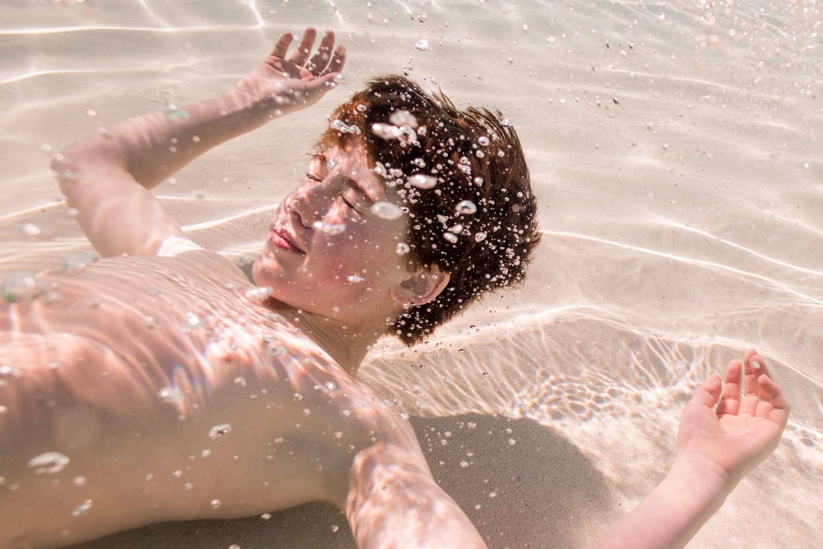 001_leigh webber_dive in.jpg