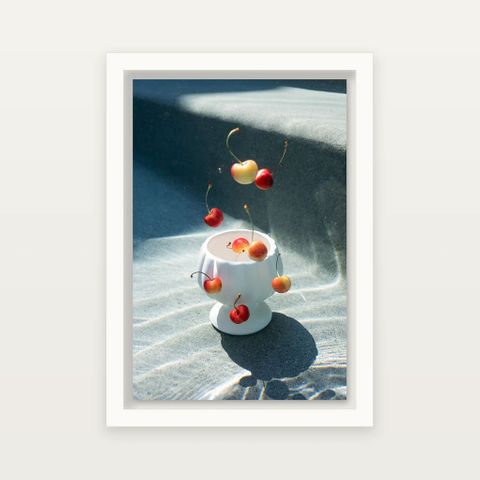 A meditative series of still lifes photographed underwater in natural sunlight by Charleston fine art photographer Leigh Webber. 01_Vipassana_Underwater Altars | Fine Art Still Lifes by Leigh Webber