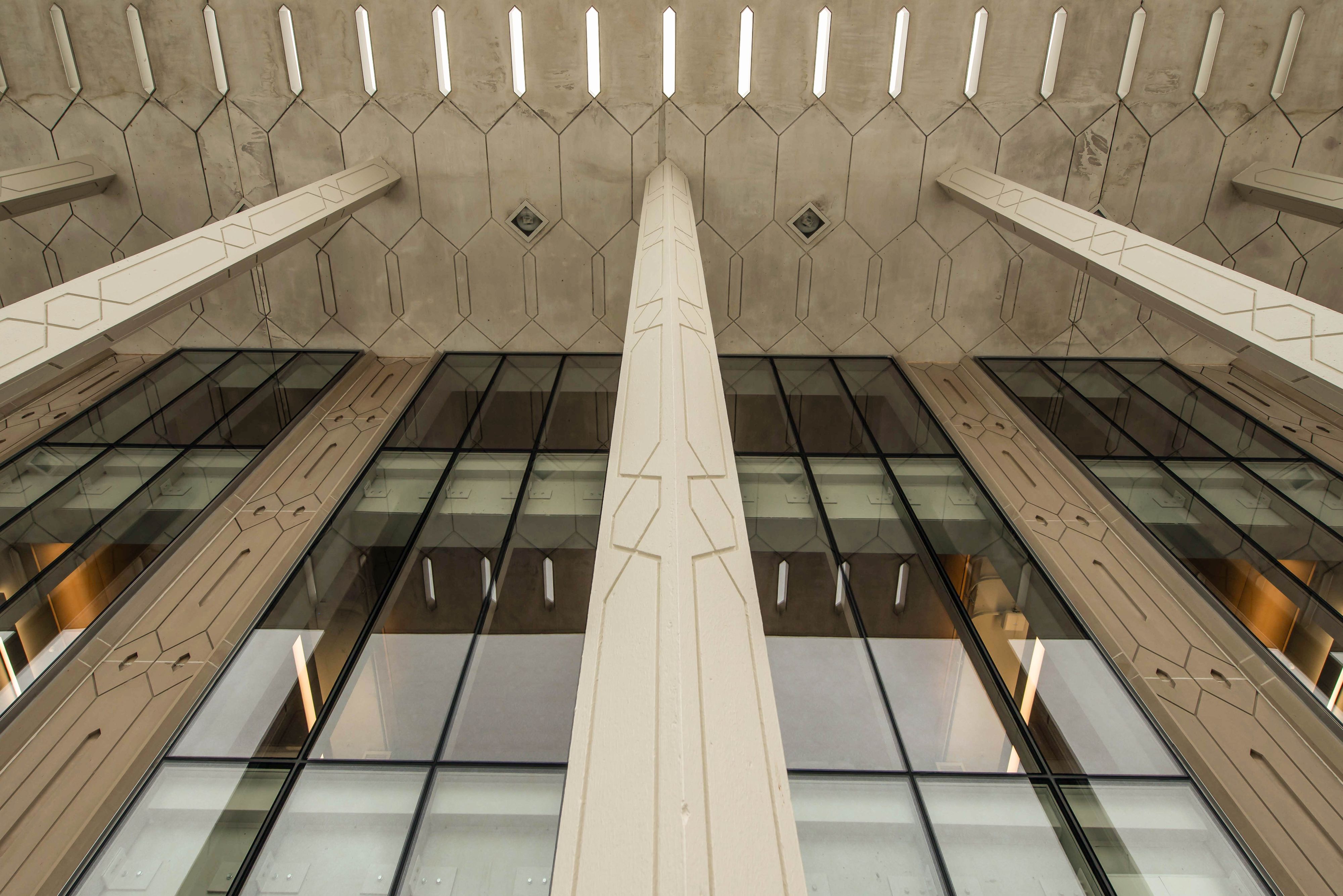 20190116_Keller_Center_U_Of_C_ 1001.jpg
