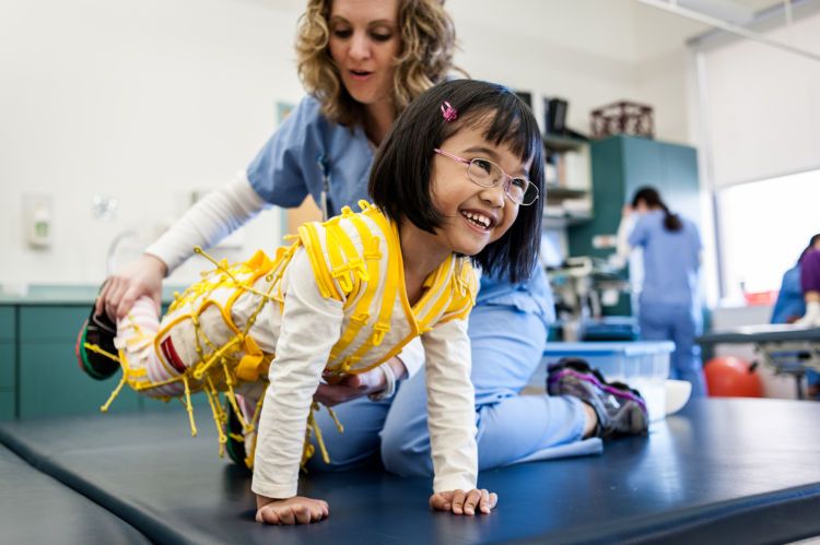 1uhs_reeves_therasuit_094859_022713_5654